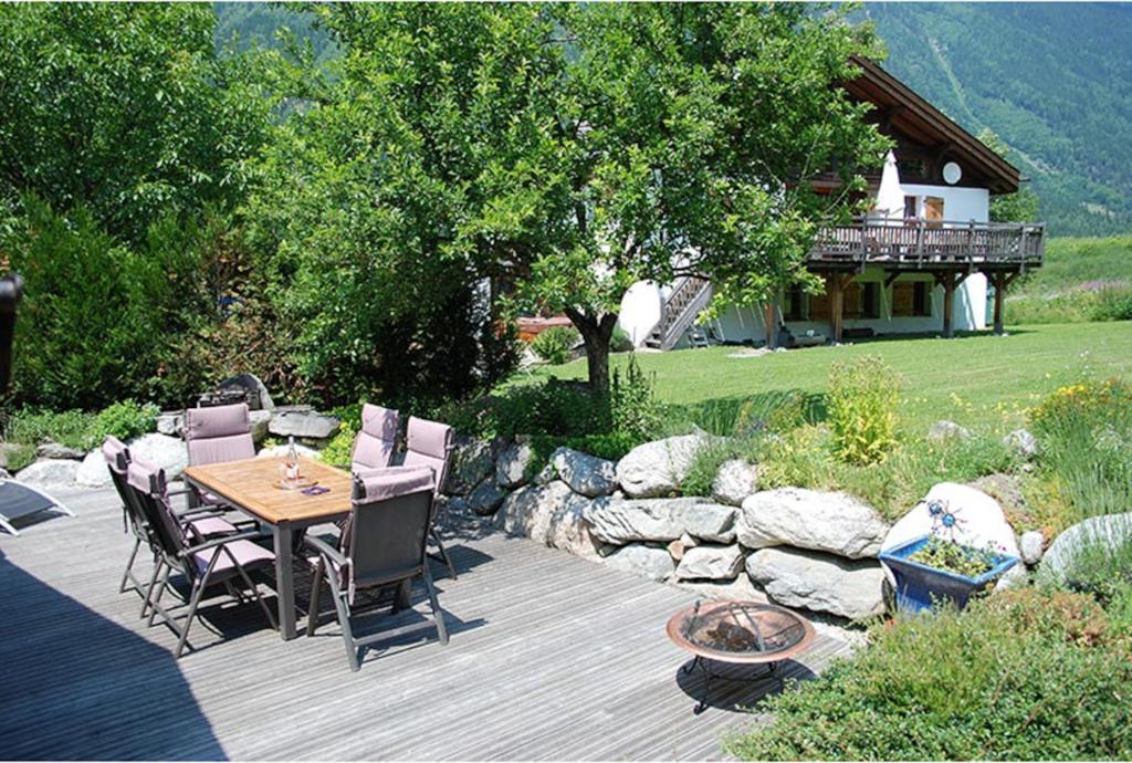 Tiki Lodge - Hot Tub & Sauna Chamonix Luaran gambar